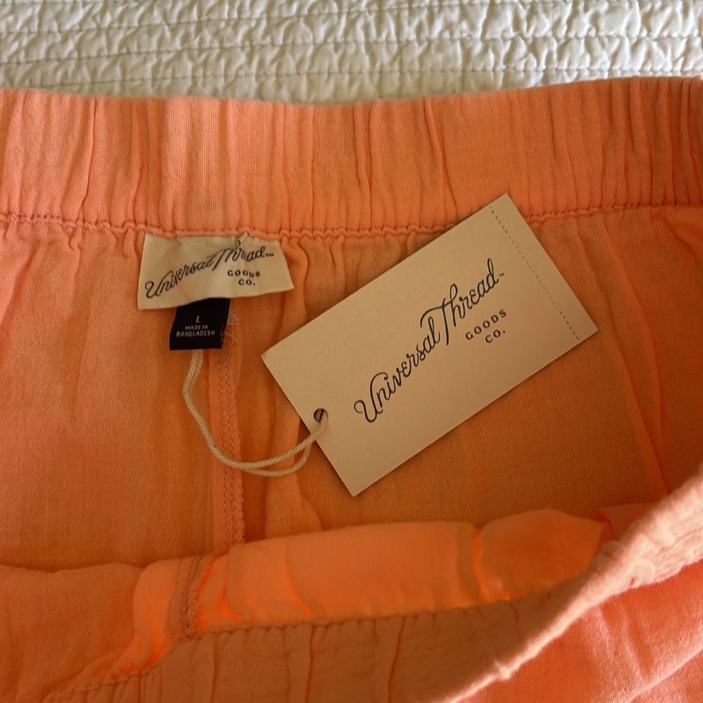 NWT Universal Thread High Waisted Coral Cotton Shorts (L) - Picture 4 of 7